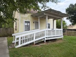 featured image of 1030 9th St
