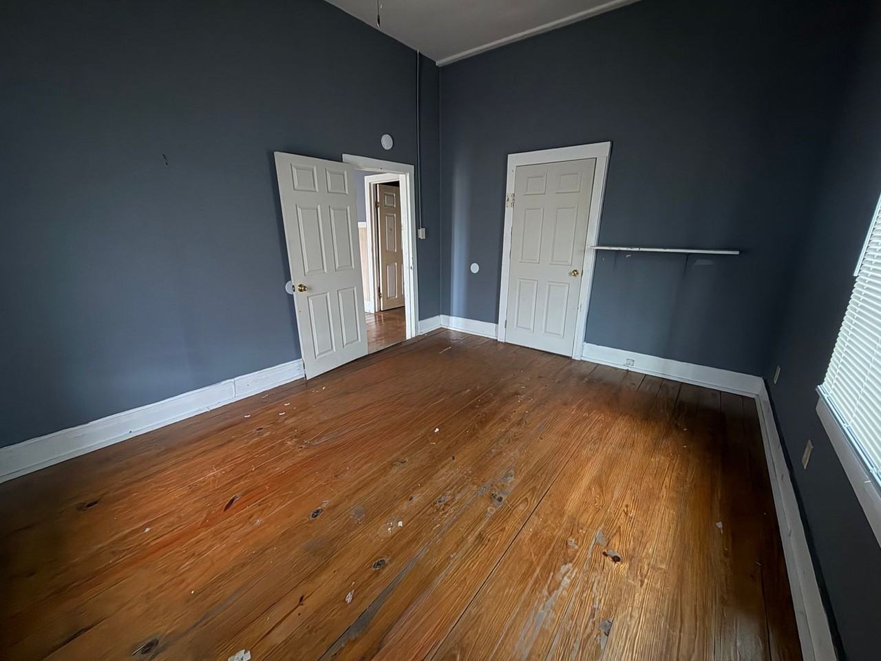 1030 9th St - Photo 6 of 7