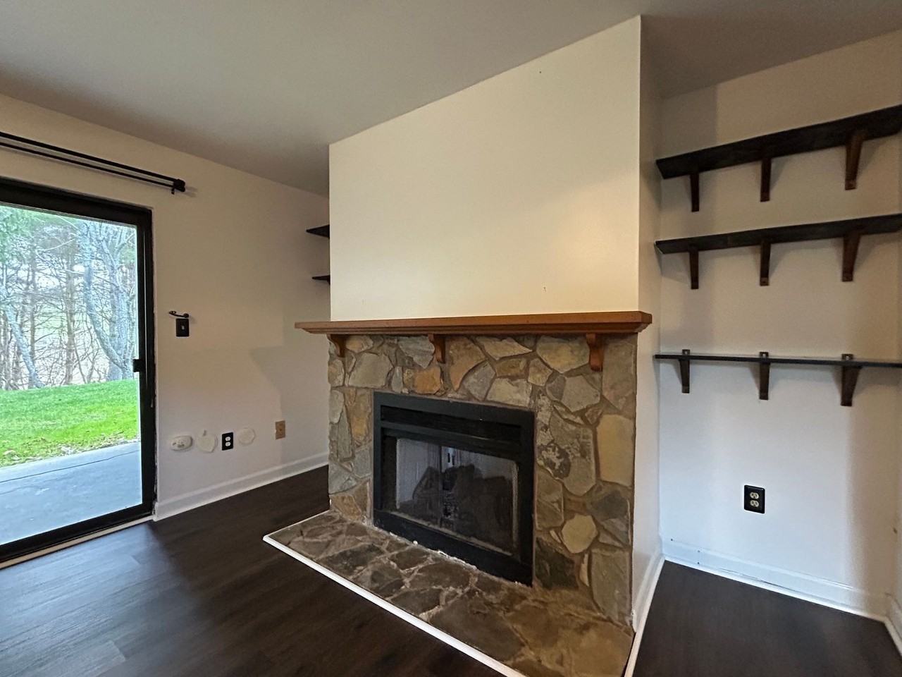 134 Village Dr - Photo 7 of 13