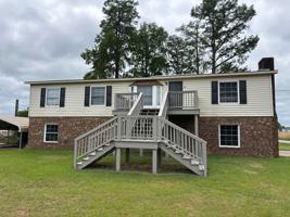 featured image of 12 Blackbird Ln