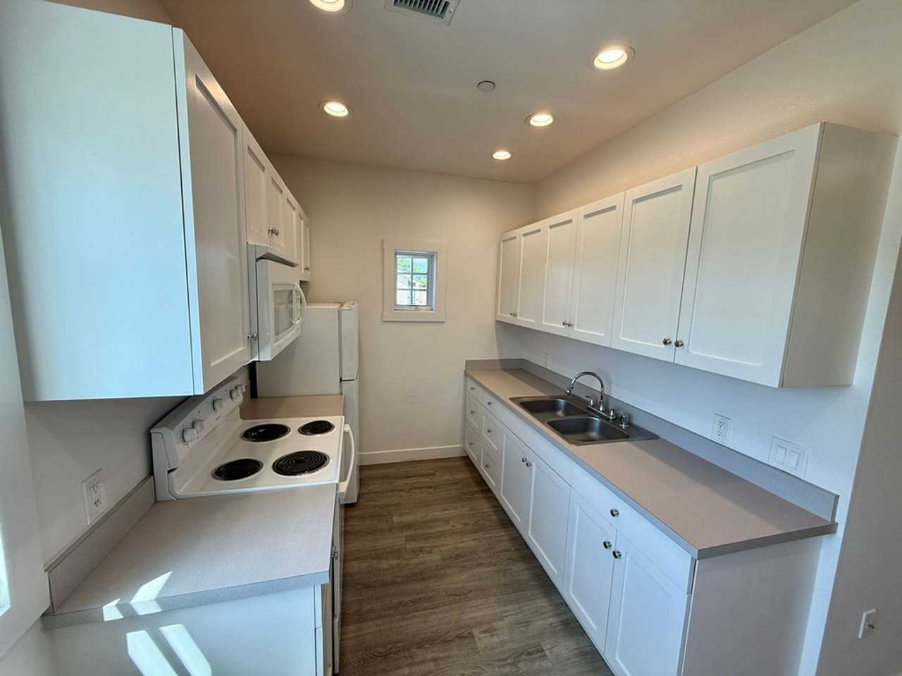 3513 Numancia St - Photo 6 of 17