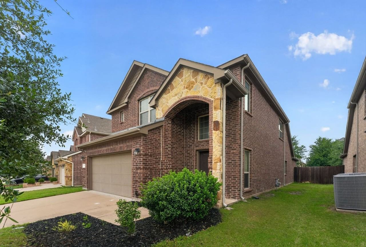 10304 Big Sandy Ct - Photo 2 of 37
