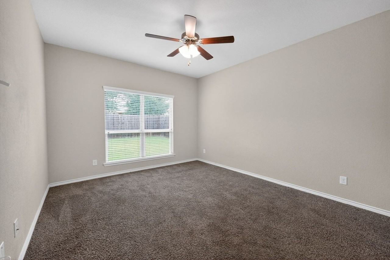 10304 Big Sandy Ct - Photo 7 of 37
