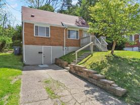 175 Charleston Dr - Photo 1 of 1