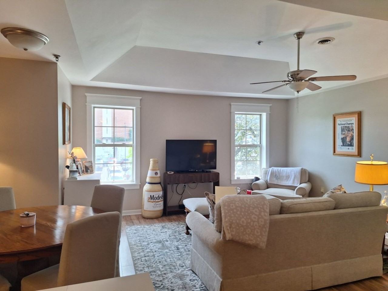 1636 Queen Anne Way - Photo 5 of 29