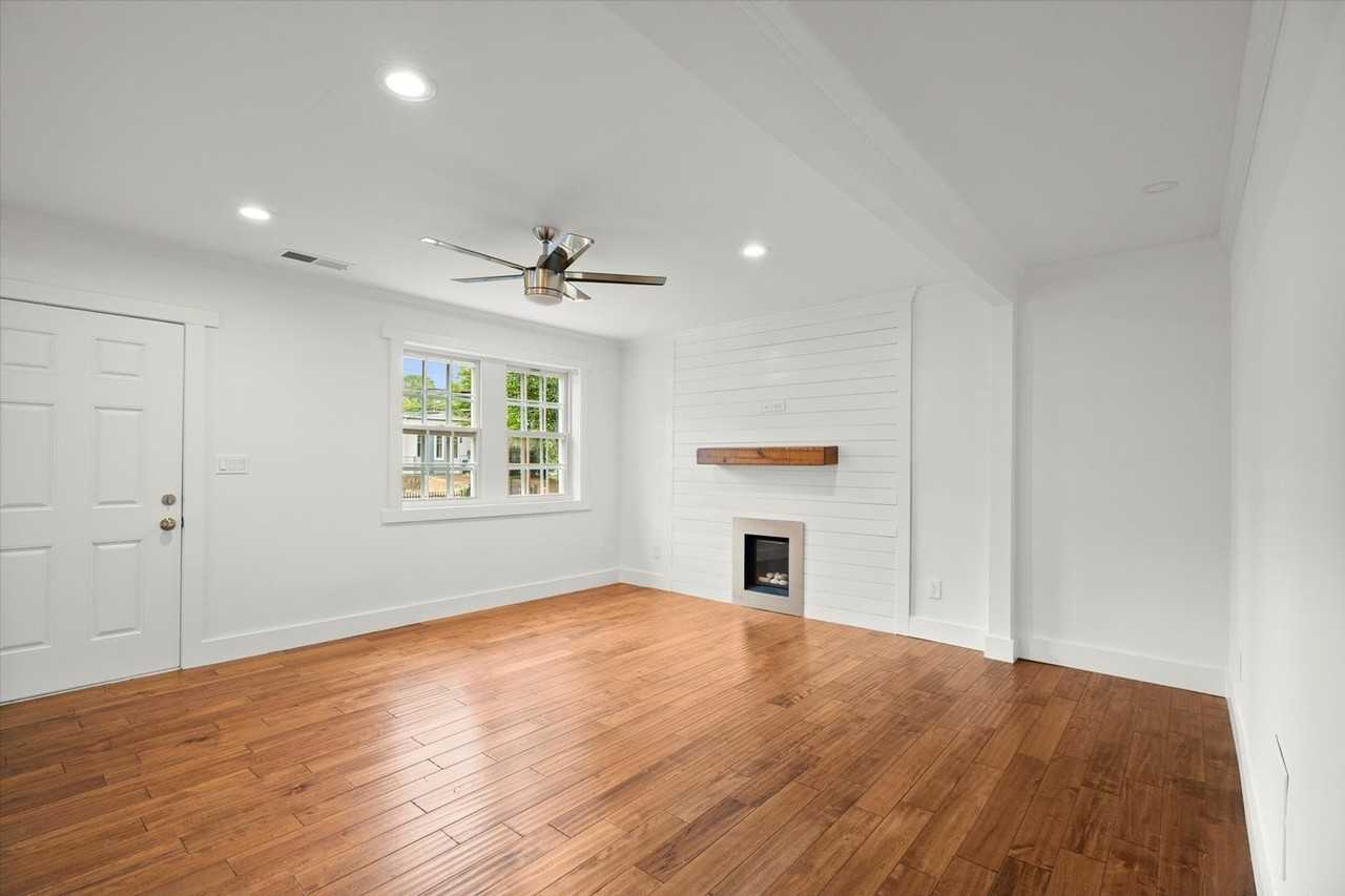 481 Griffin St Nw - Photo 7 of 36
