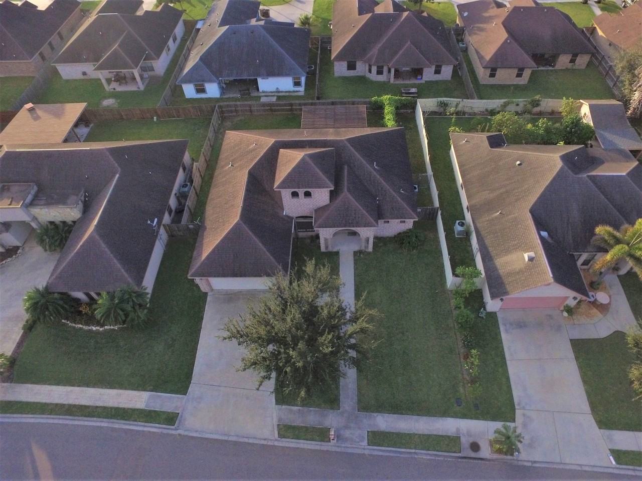 3627 Sycamore Dr - Photo 2 of 50