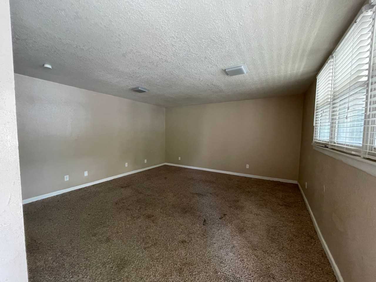 1518 1518 College Avenue  - 1518 College Ave #E2 - Photo 4 of 9