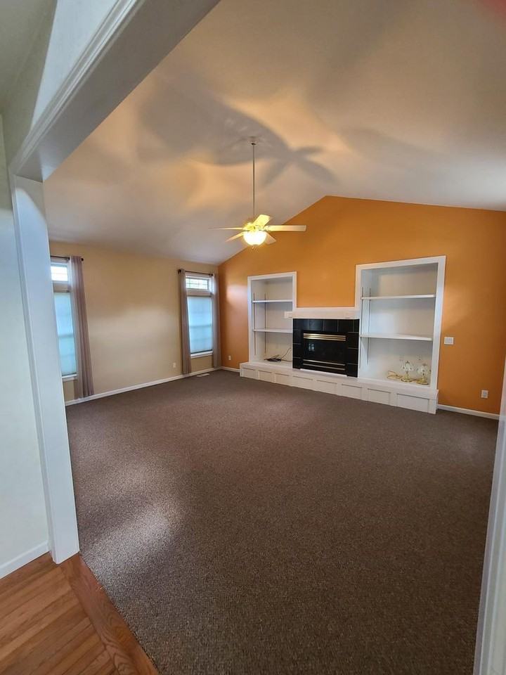 3507 Cypress Creek Rd - Photo 5 of 31