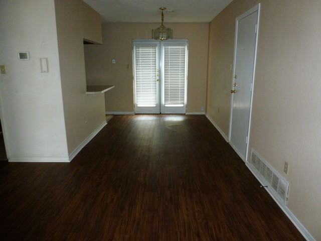 3941 Trinity Ln - Photo 4 of 12