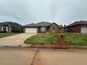 5524 Woodmont Dr - Photo 1 of 1