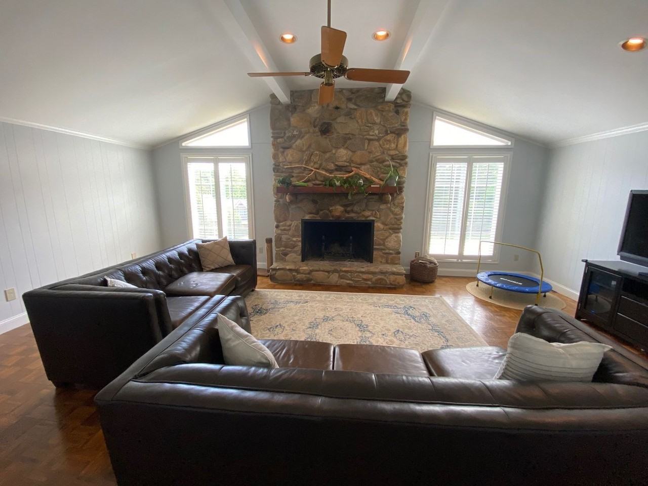 807 Knollwood Dr - Photo 6 of 25