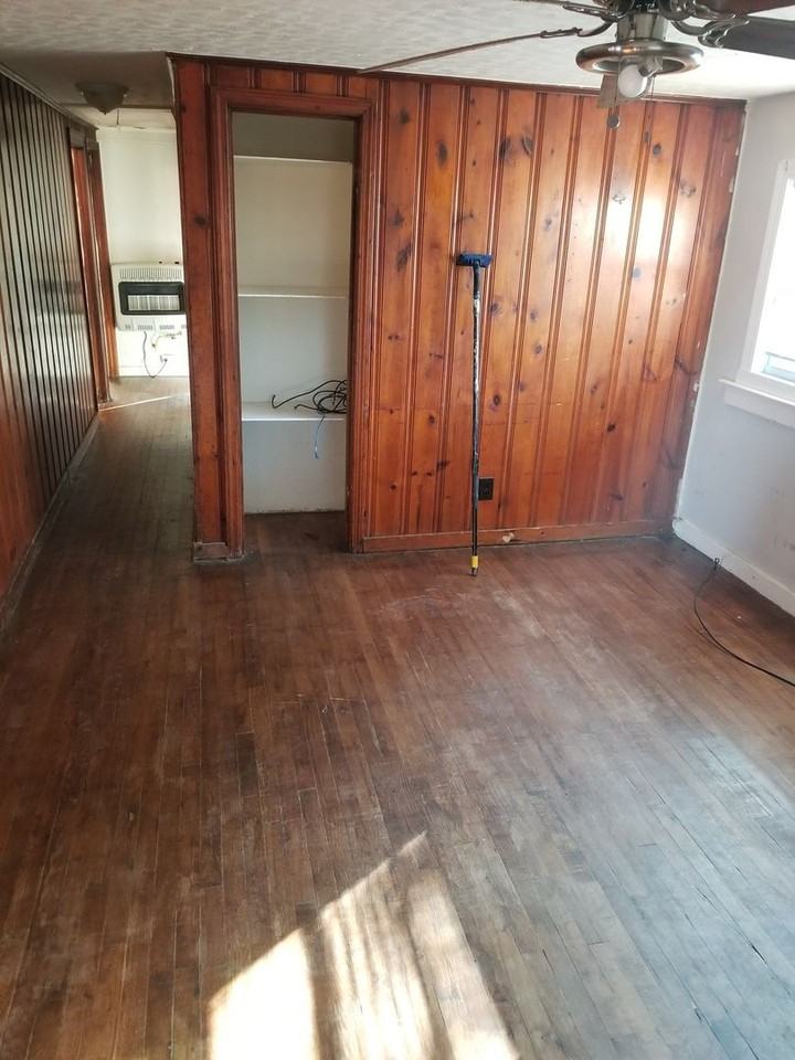 2691 Bonds Ave - Photo 3 of 32