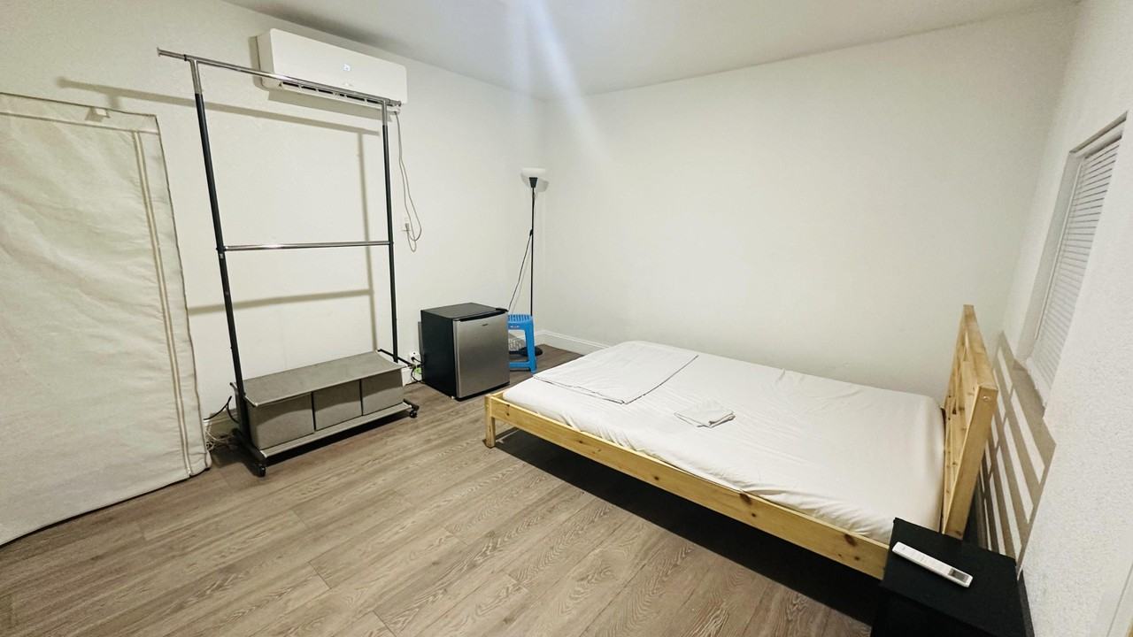 Prichard Ln - Photo 3 of 14