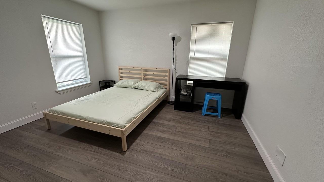 Prichard Ln - Photo 4 of 14