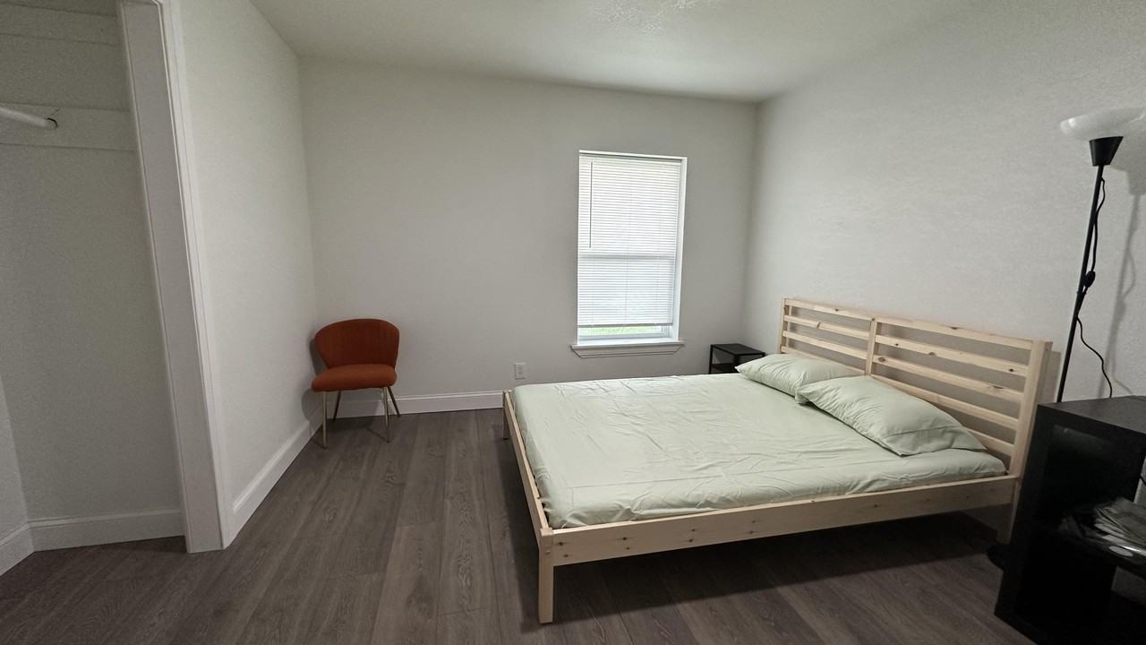 Prichard Ln - Photo 5 of 14