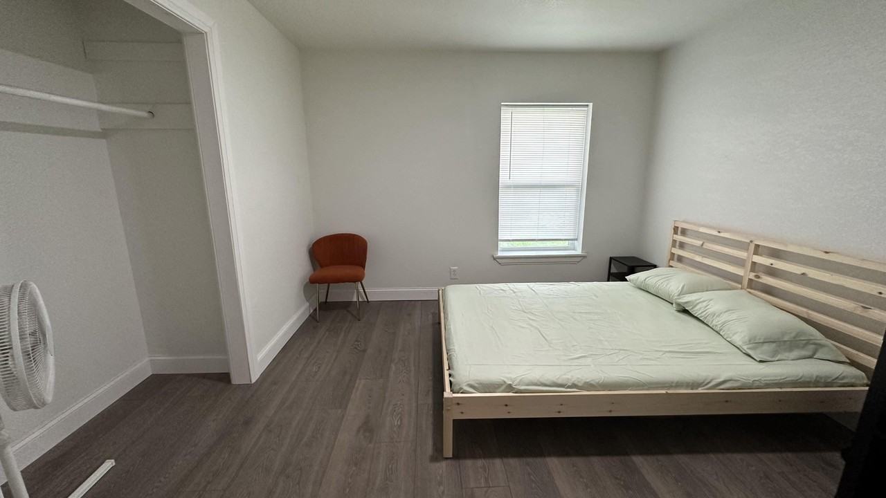 Prichard Ln - Photo 6 of 14