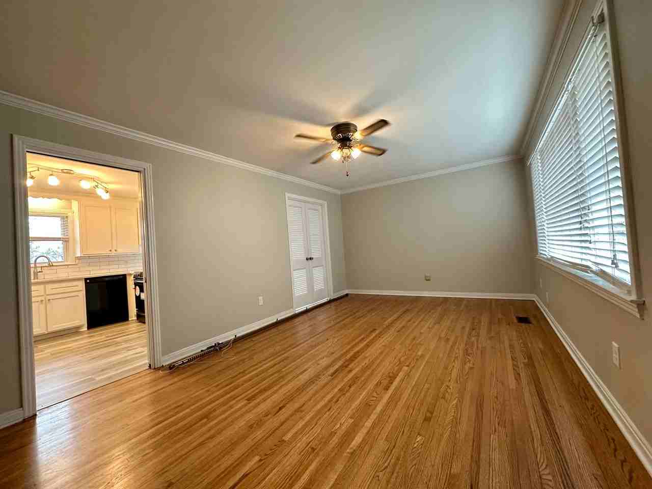 411 Starliner Ct - Photo 2 of 25