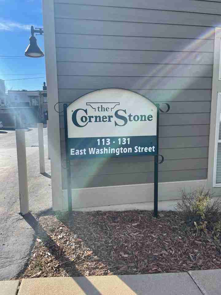 117 E Washington St - Photo 6 of 23