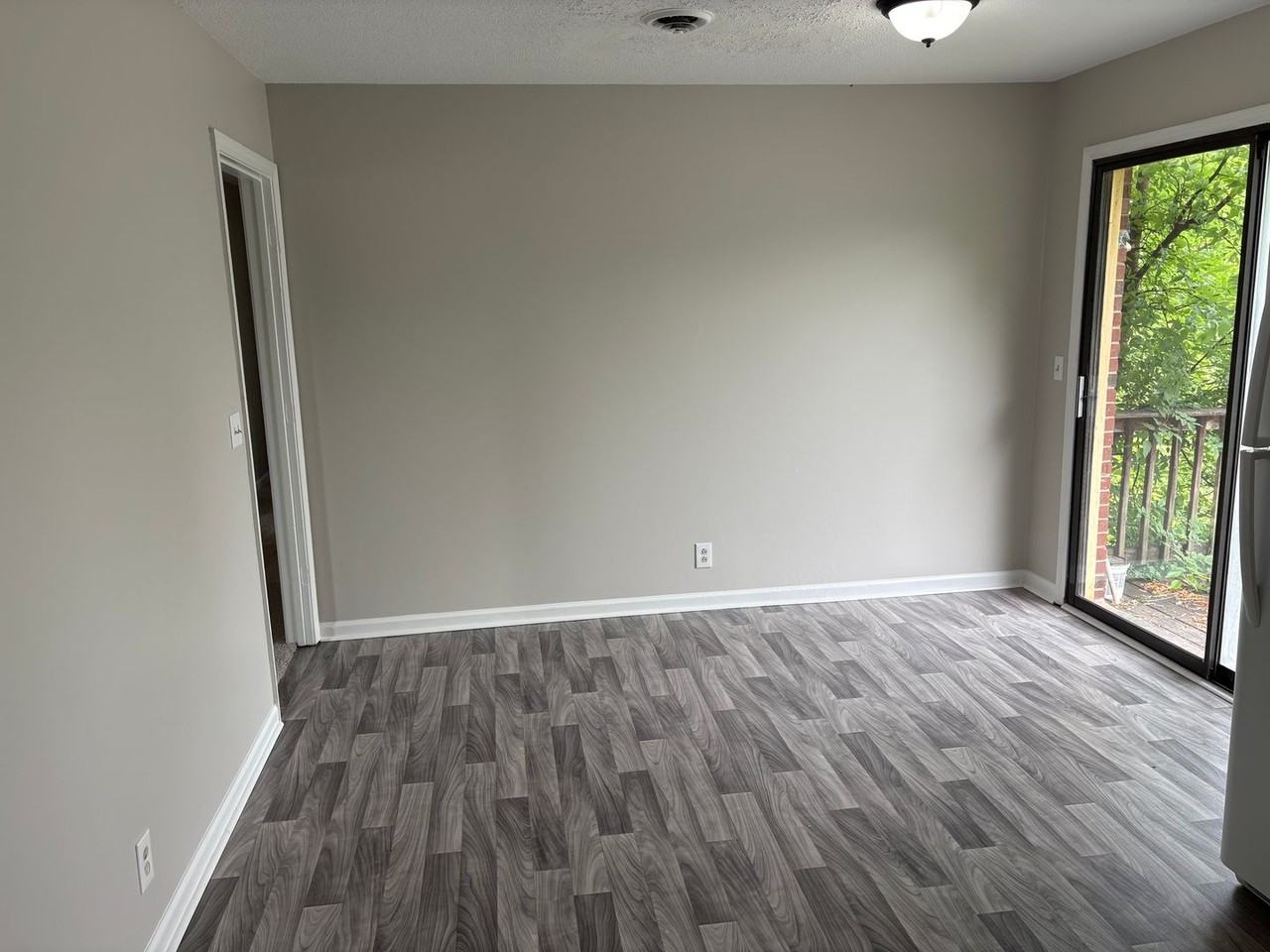 710 Heidi Ct - Photo 5 of 15