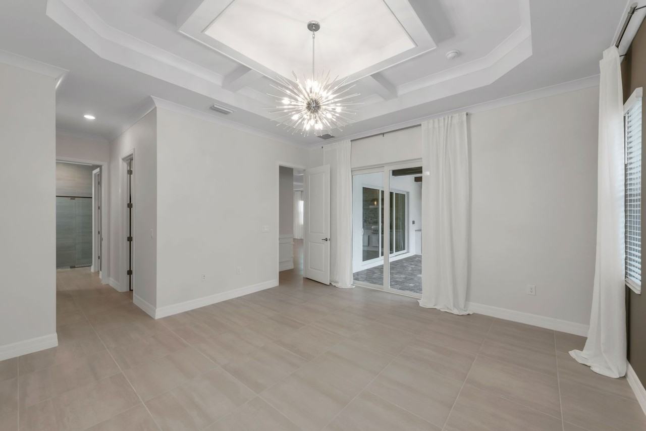 13699 Blue Bay Cir - Photo 6 of 22