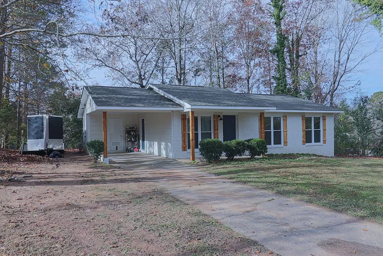 6210 S Tyler Ct - Photo 2 of 14
