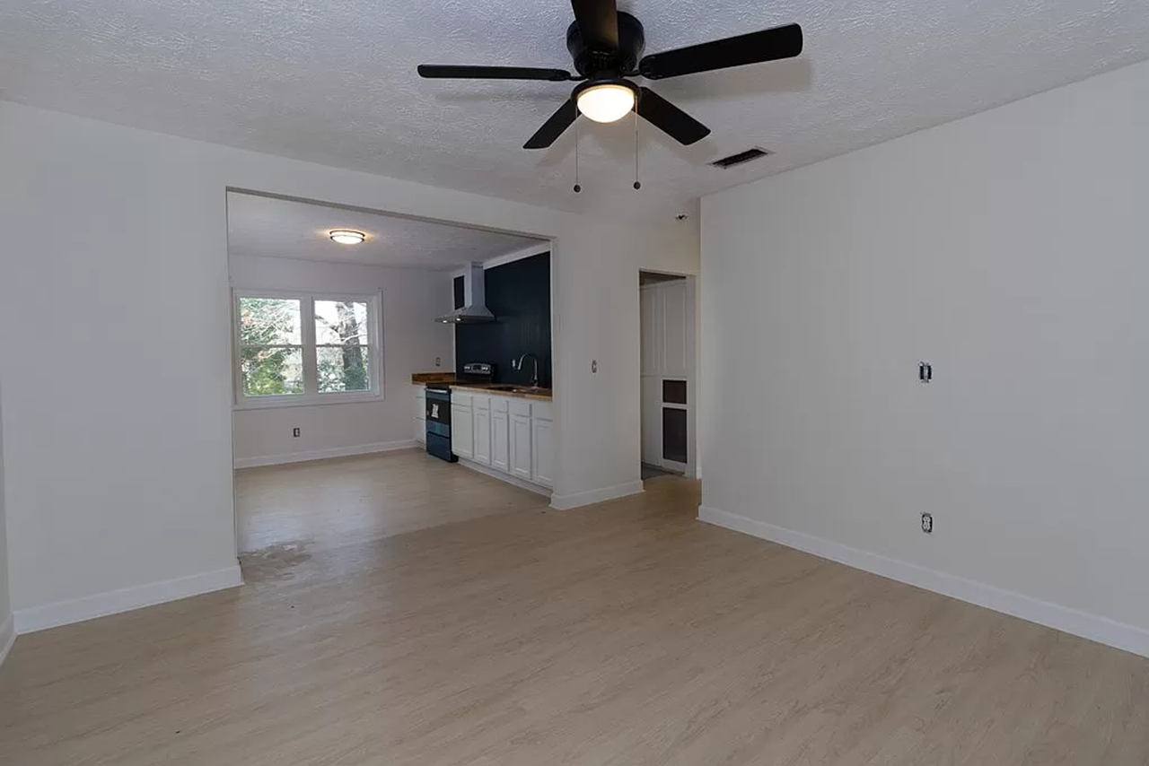6210 S Tyler Ct - Photo 6 of 14