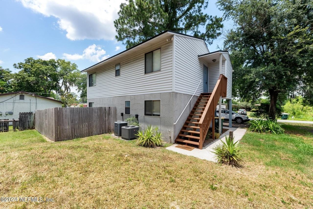 3604 Morton St #2 - Photo 2 of 22