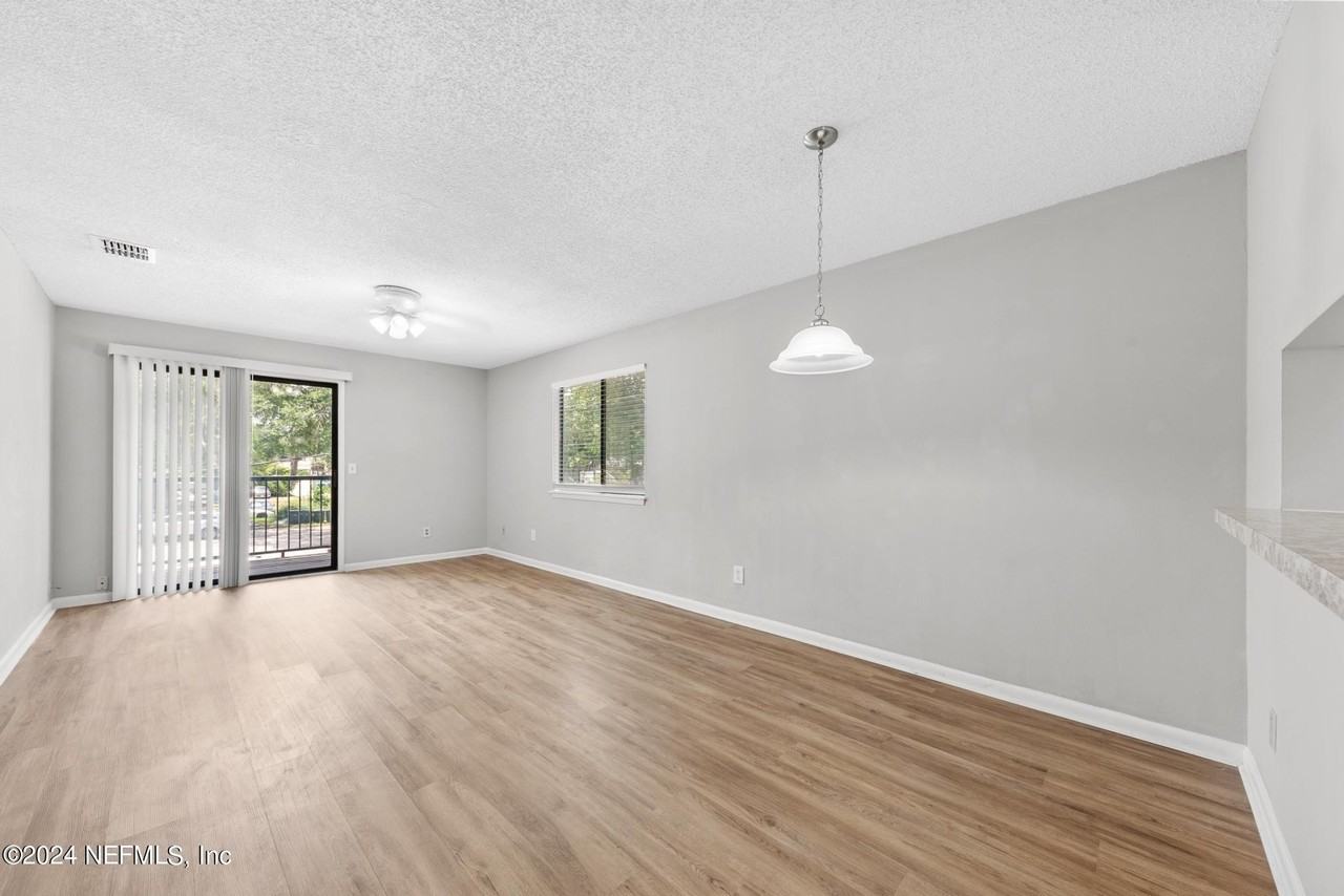 3604 Morton St #2 - Photo 7 of 22