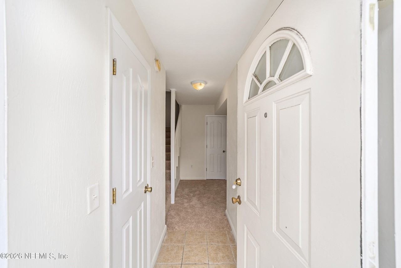 501 Sw 75th St #H6 - Photo 3 of 39