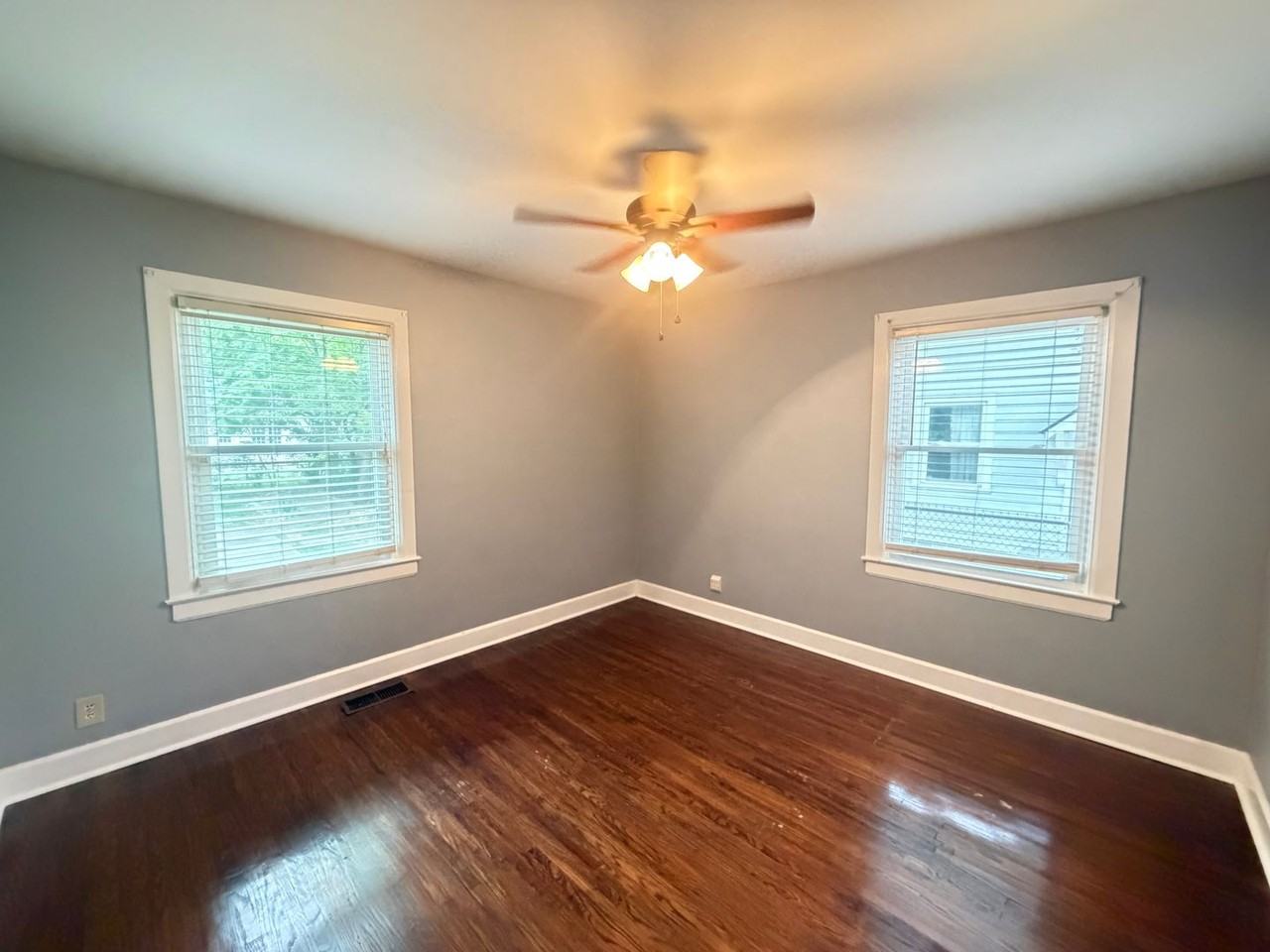 519 Forum Ave - Photo 5 of 25