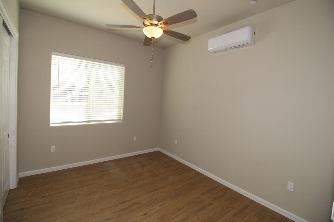 2343 N Arthur Ave - Photo 5 of 10