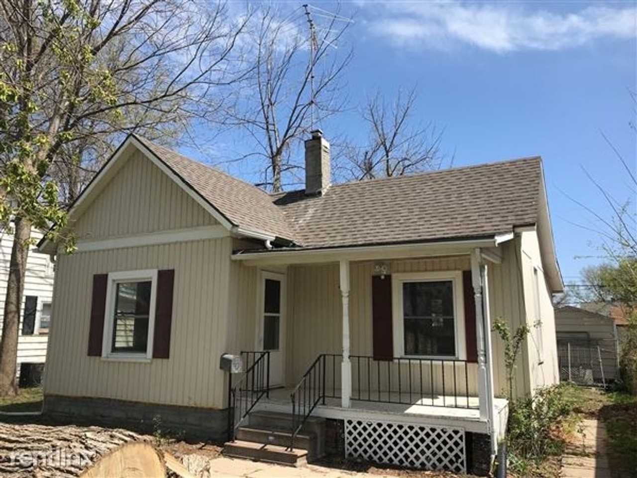 430 Ne Lime St - Photo 2 of 17