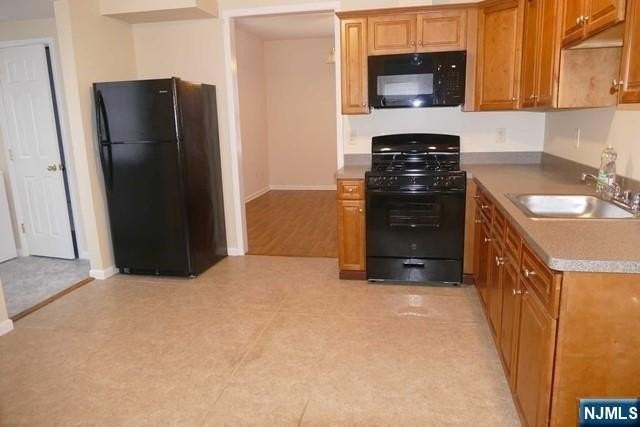 211 Washington St - Photo 5 of 16