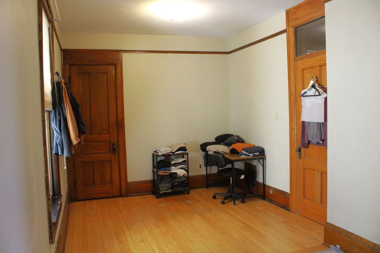 1506 N Jackson St - Photo 7 of 15