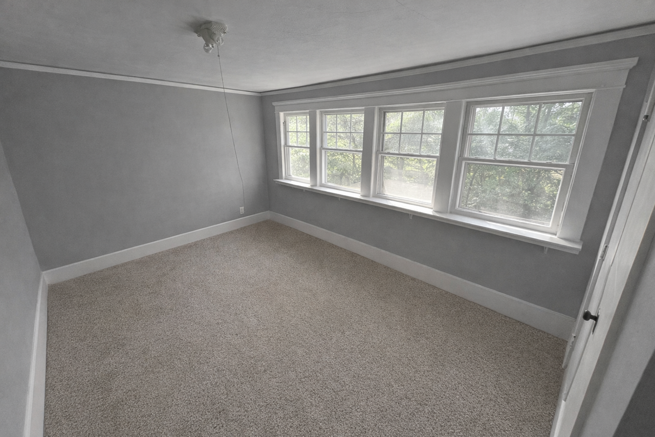 601 S. 38th Ave - Photo 5 of 9