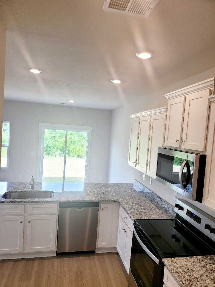 1016 Peaceful Fawn Dr #1 - Photo 4 of 32