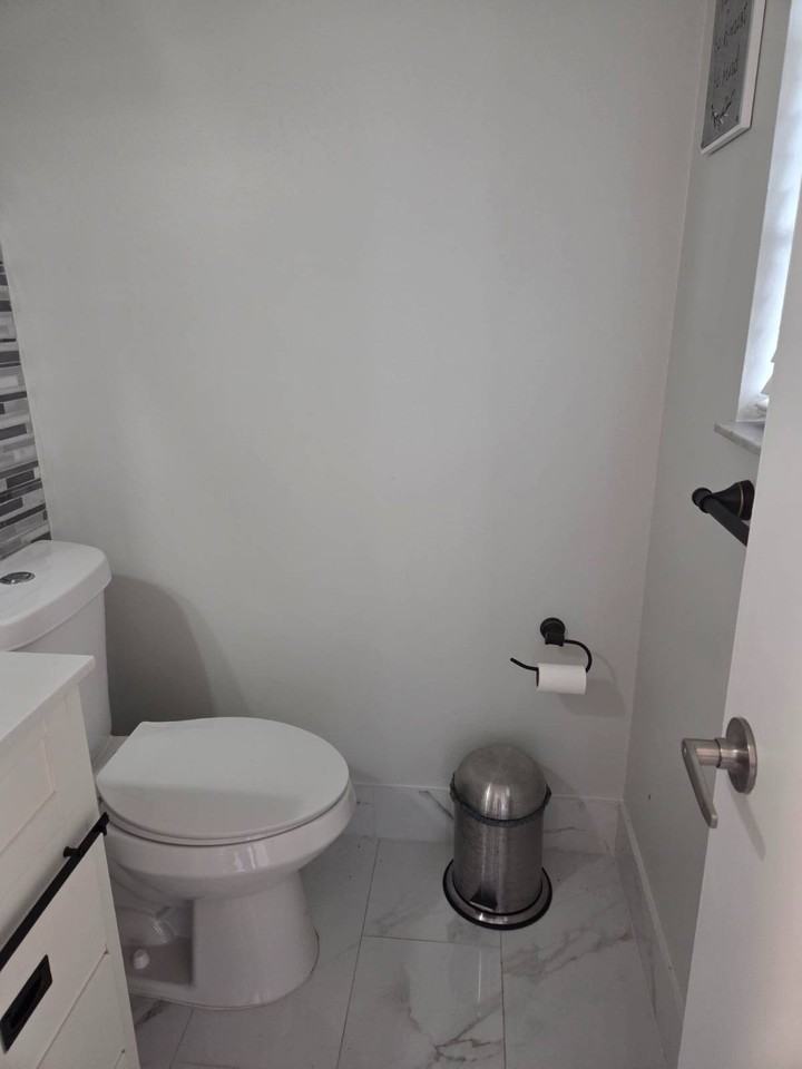 4701 Vilabella Dr - Photo 3 of 15