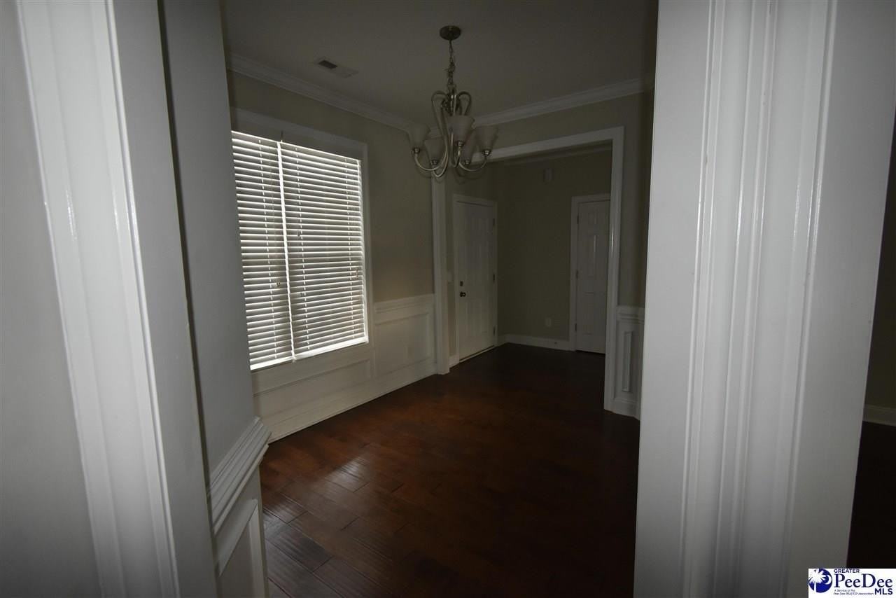 2816 Edgeware Ct - Photo 6 of 50