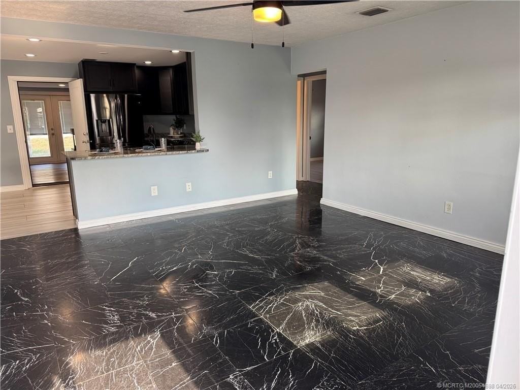 3489 Ne Linda Dr - Photo 3 of 41