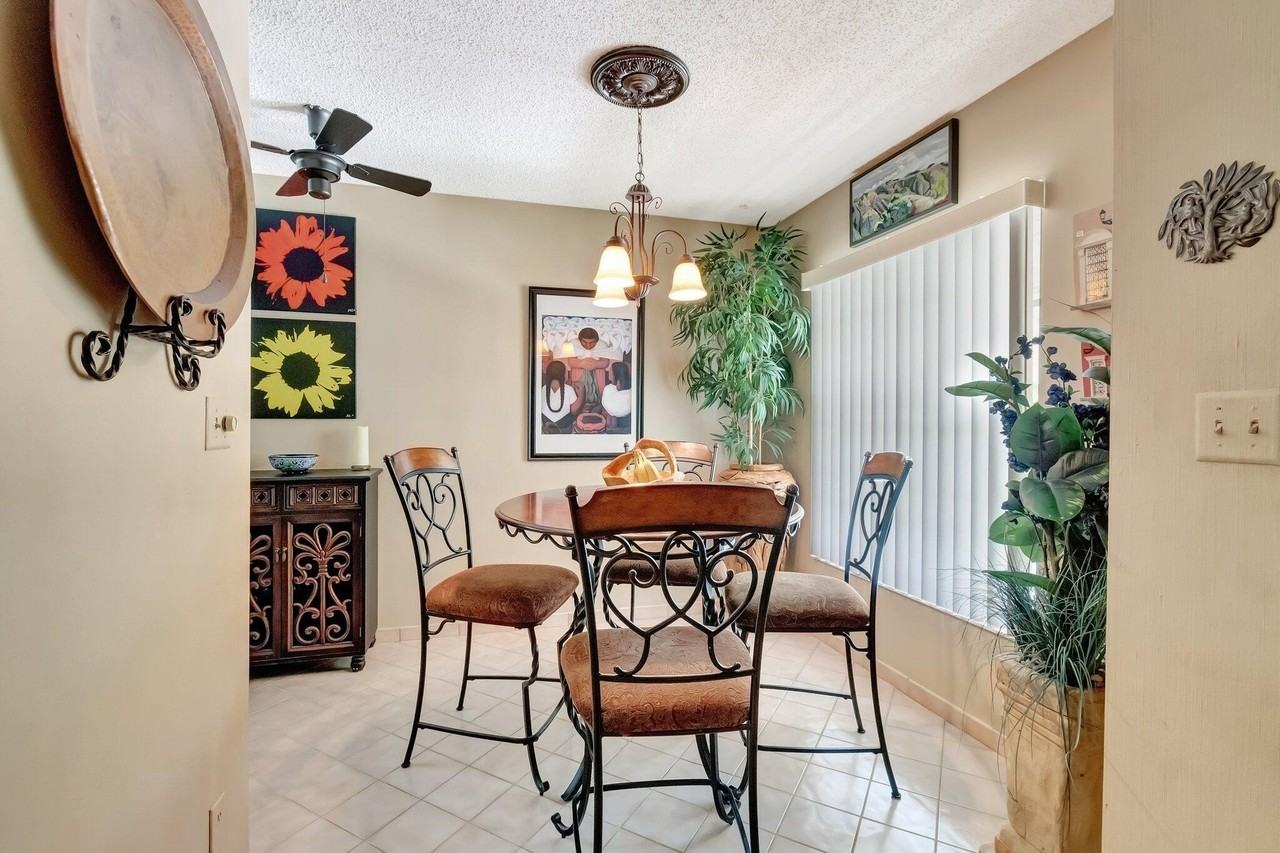 13194 Lucinda Palm Ct #D - Photo 4 of 25