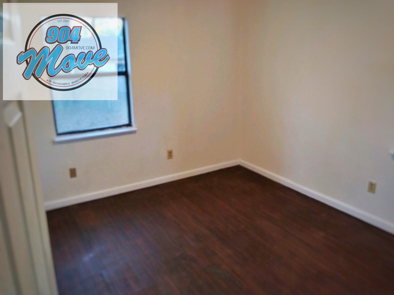 9111 11th Avenue - Photo 7 of 8