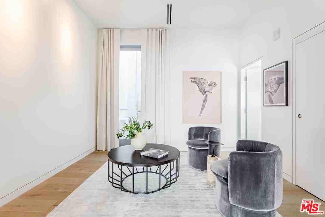 8600 Wilshire Blvd #1 - Photo 7 of 17