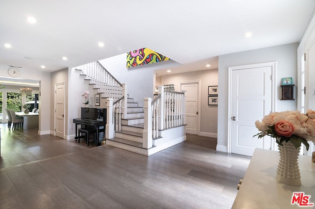 9145 Sawyer St #1 - Photo 3 of 31