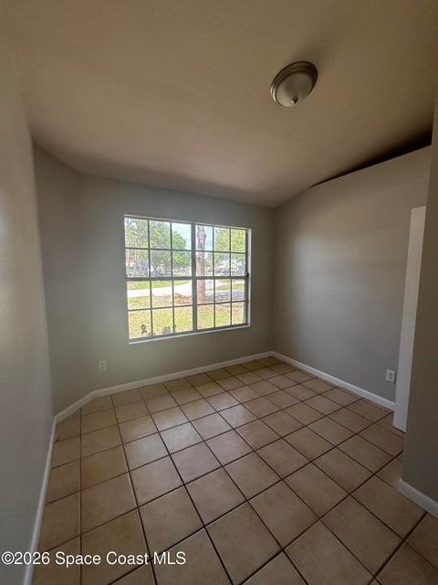 1100 Ipswich St Nw - Photo 7 of 12