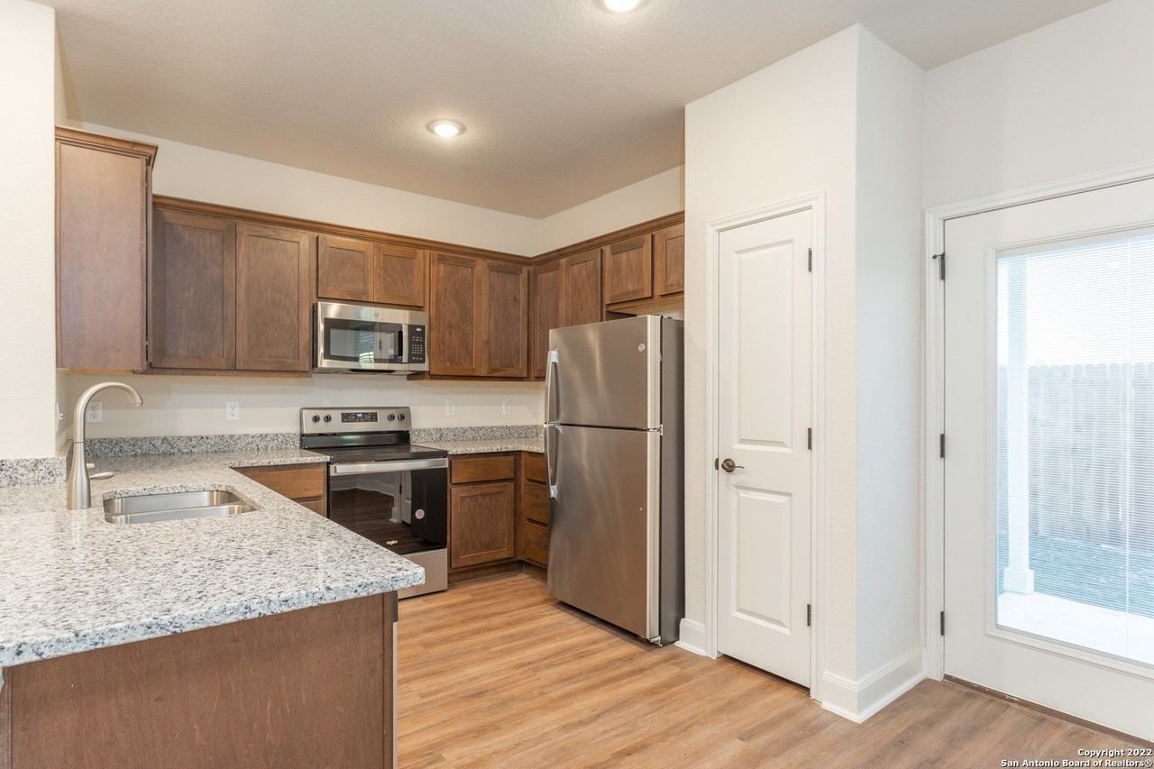 13902 Enzo Gate #102 - Photo 3 of 18