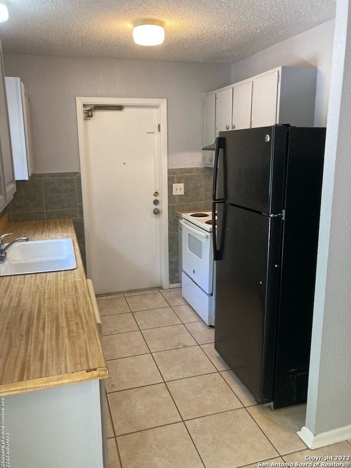 4426 Avenida Prima St - Photo 6 of 16