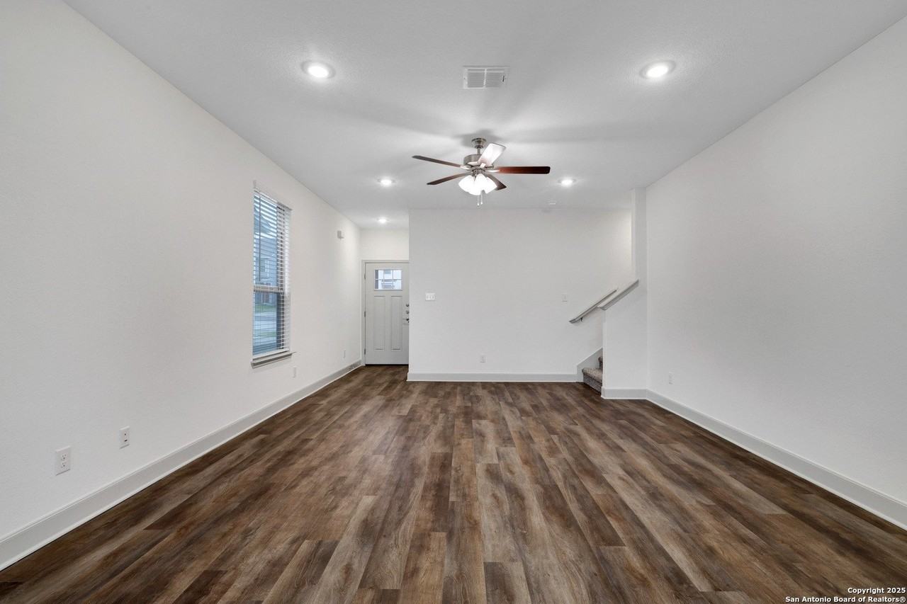 7621 Briarwood Pass #102 - Photo 5 of 32