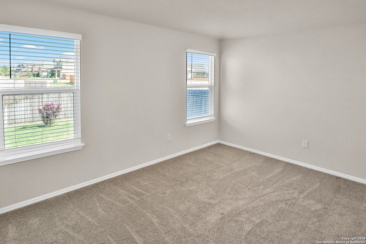 12007 Chelan Riv - Photo 7 of 20