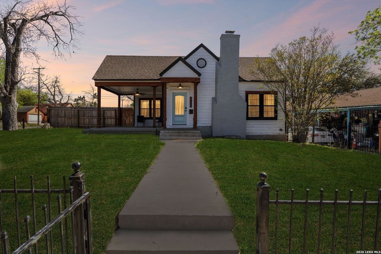 1444 Mckinley Ave - Photo 2 of 44